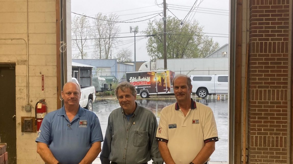 Sen. Sherrod Brown visits BAC Local 23